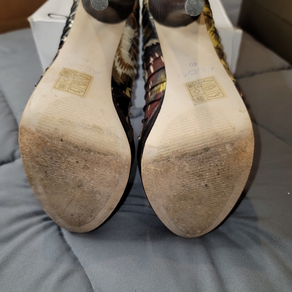 Aldo Jaylona Heel w/ Purse - Picture 4 of 7